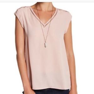 DR2 by Daniel Rainn blouse